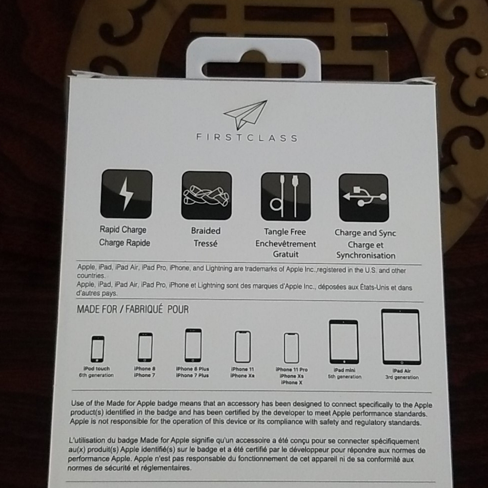 iPhone/iPad/iPod USB Cable - Picture 2 of 11